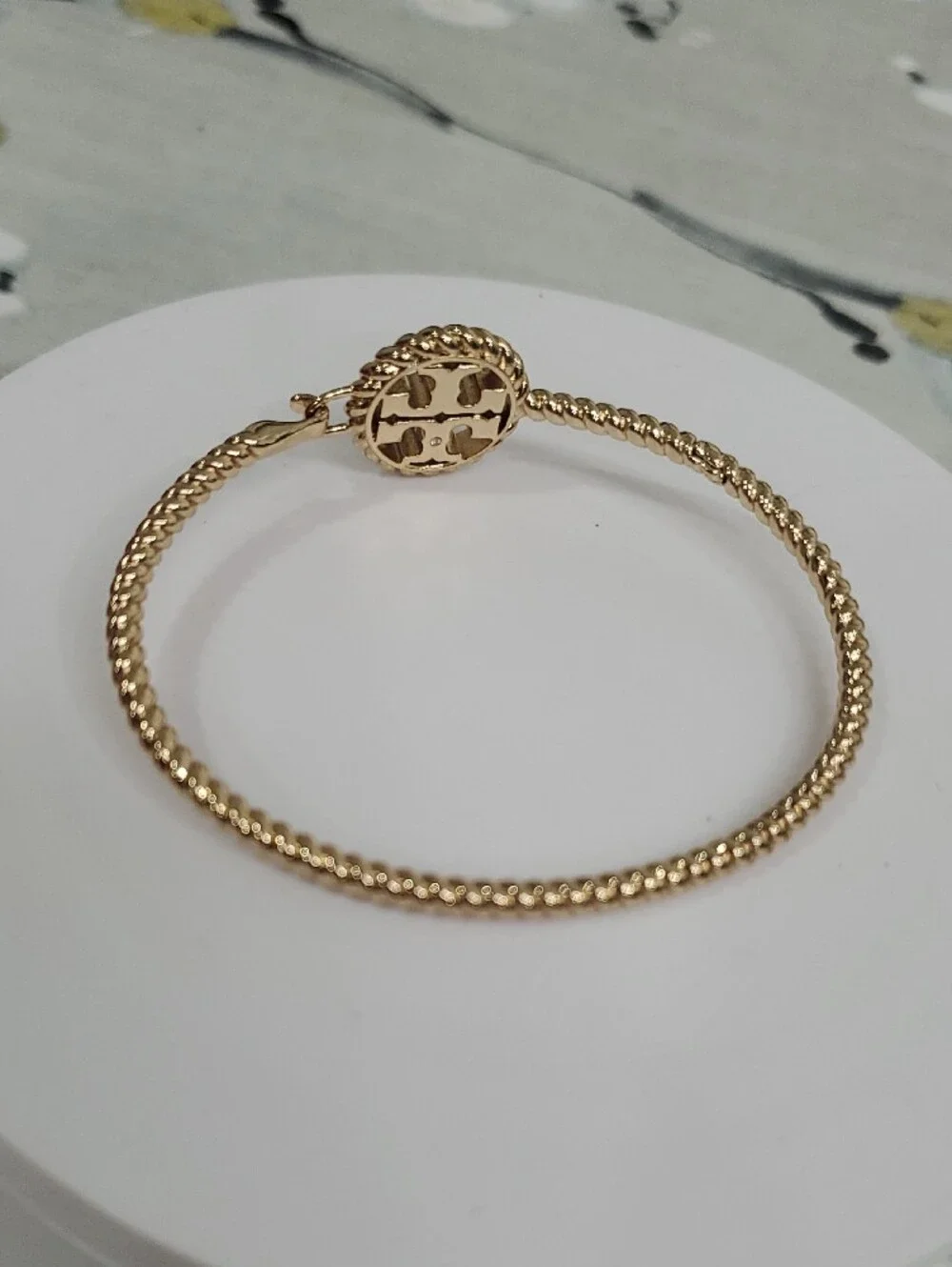 Tory Burch Rope Logo Hinged Cuff Bracelet💛